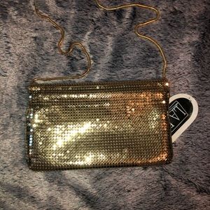 Gold Sequence Clutch